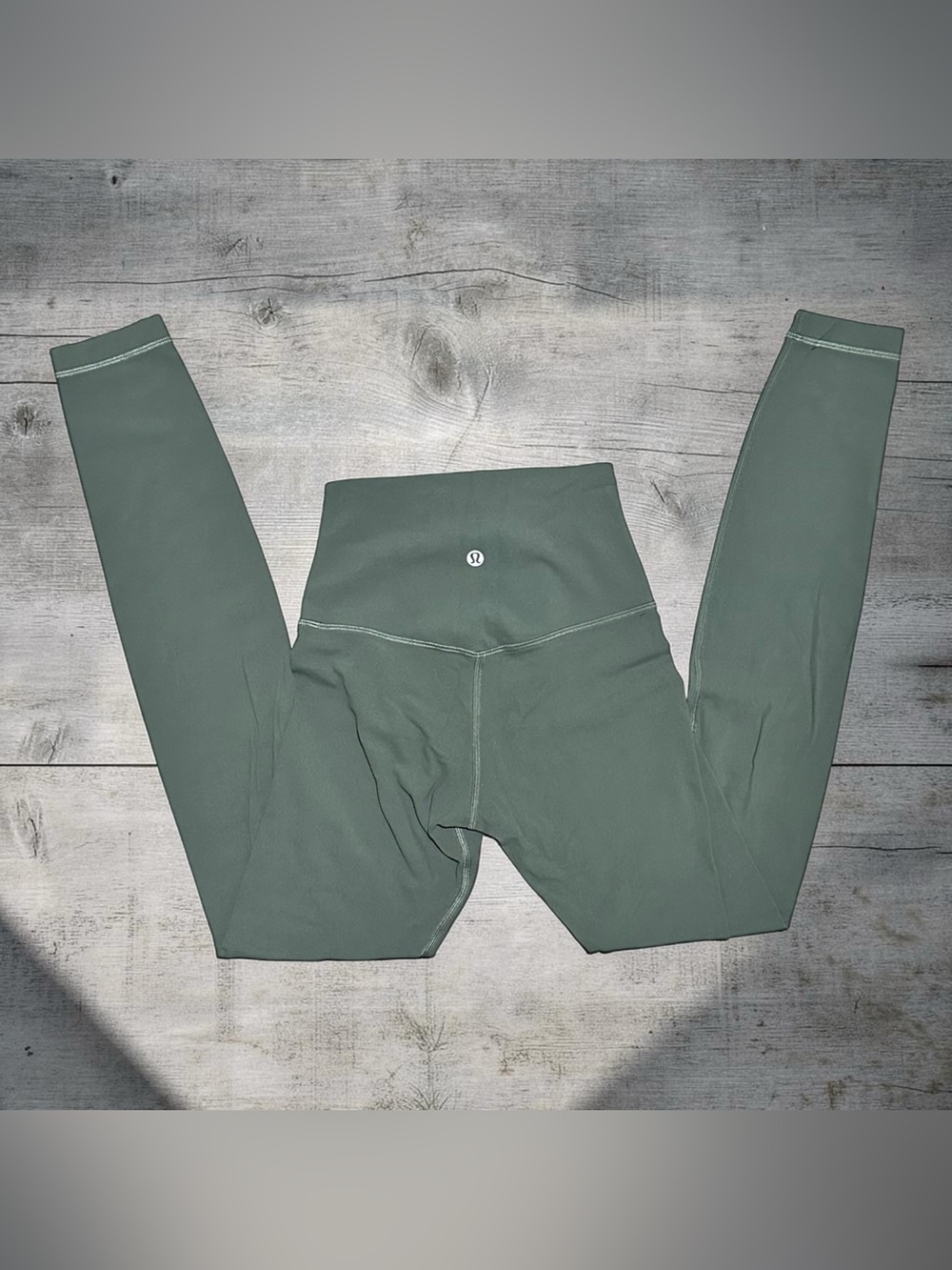Lululemon Align High Rise Pant 28” Size 2 Grey Sage Green Nulu Yoga Leggings